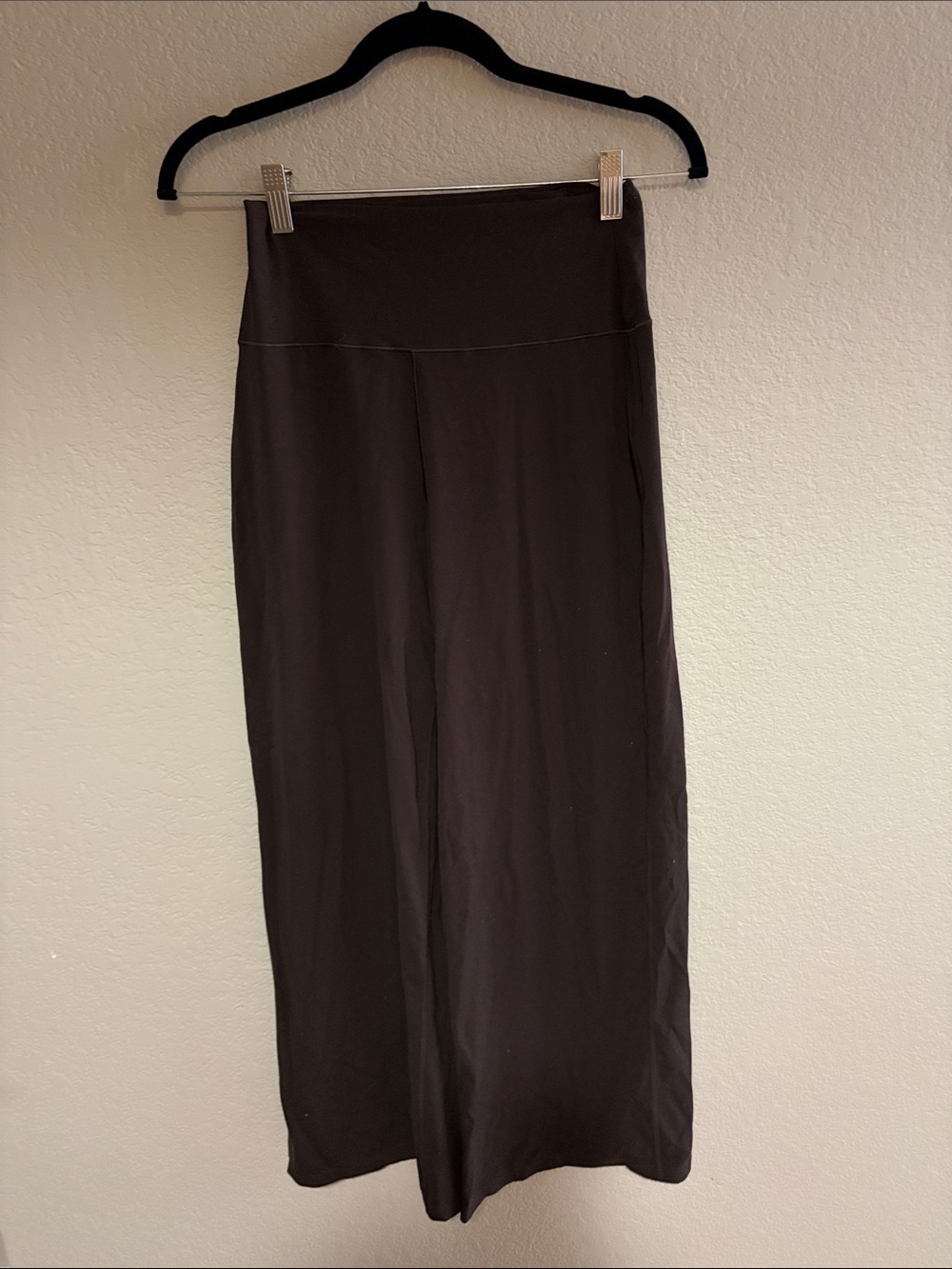 Old Navy Active Studiosmooth in Black Coffee- High-RiseWide-Leg Go-Dry Petite M